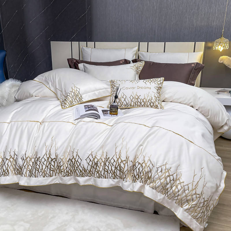 Leopard Head Louis Vuitton Bedding Sets-134048 #Bedding trends