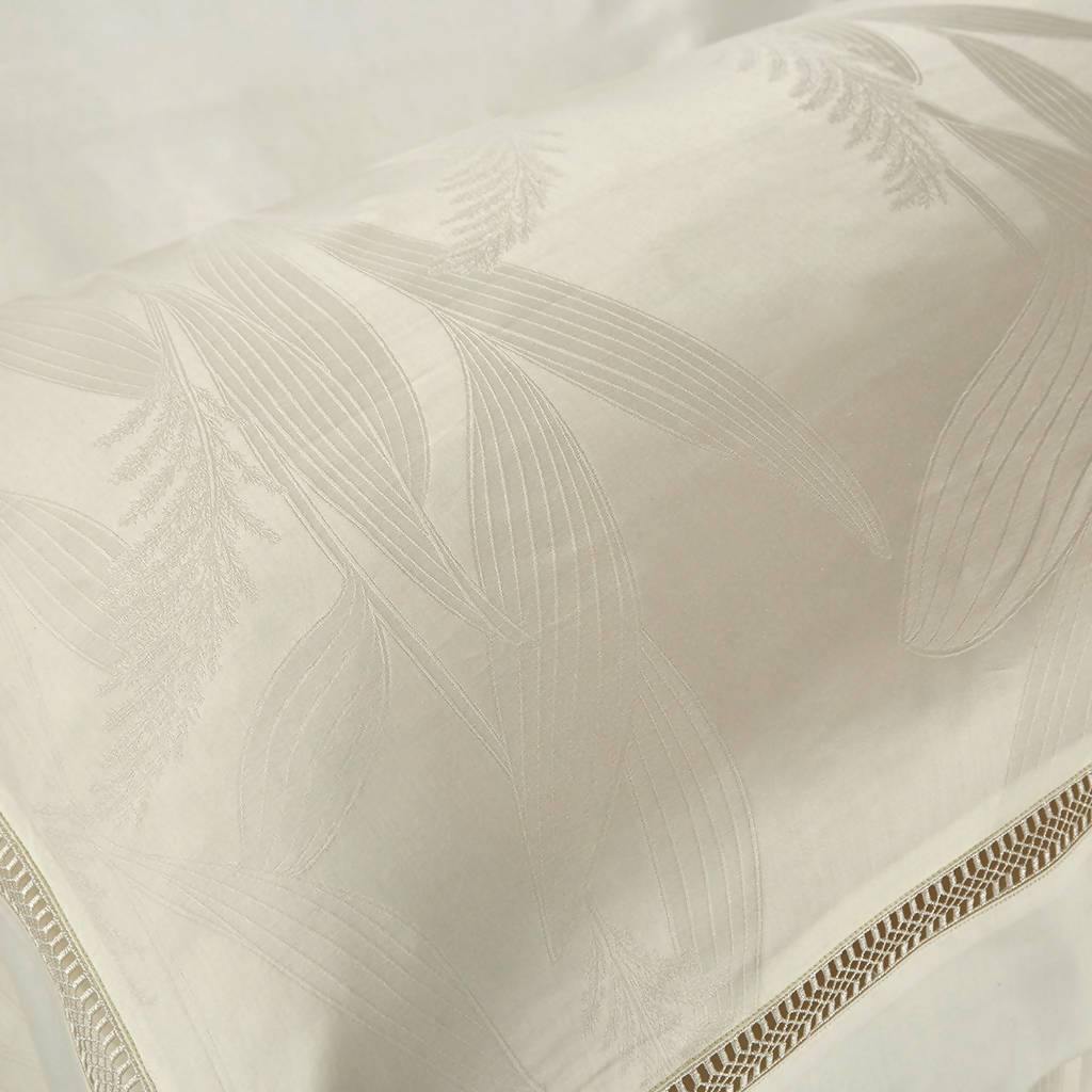 Valentina Cream 100% Egyptian Cotton Luxury Jacquard Bedding Set