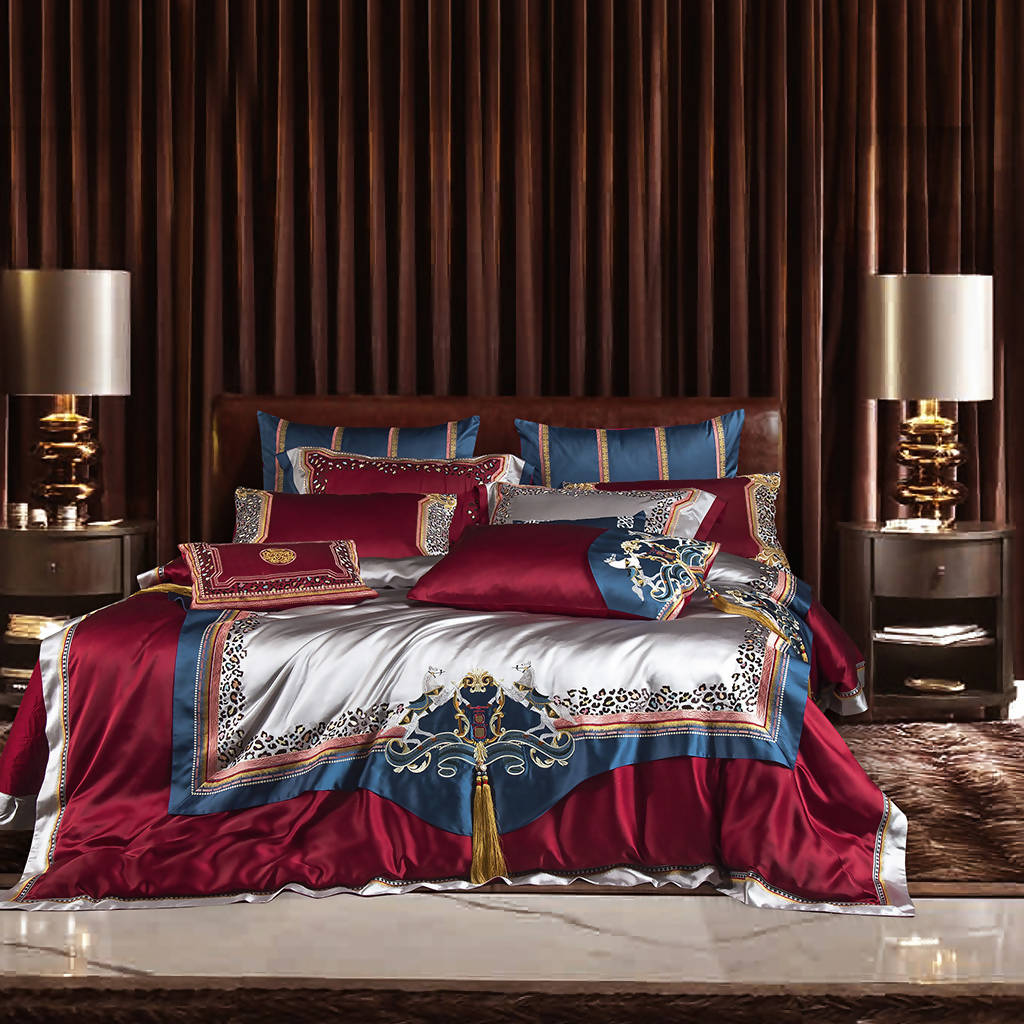 Luciana Sattan Embroidery High-end Luxurious Bedding Set