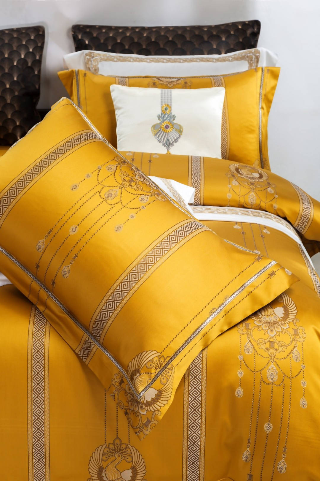 Raffaele Golden High-End Cotton Jacquard Bedding Set